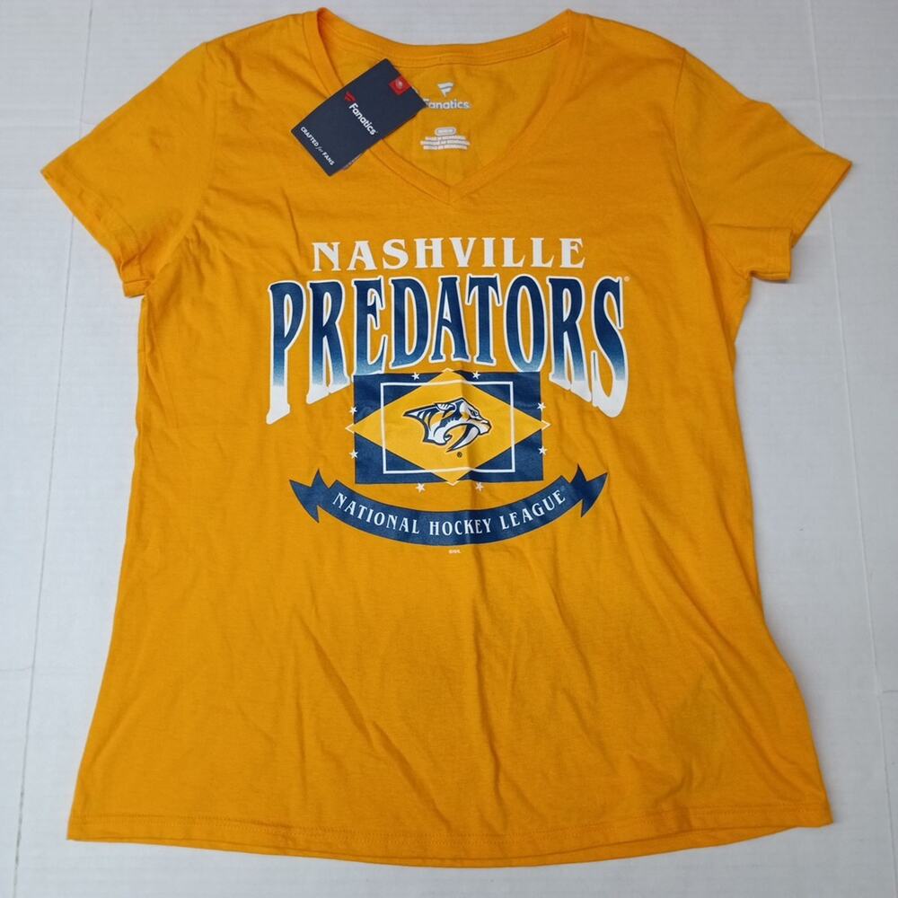 Nashville Predators T-Shirt Women's‎ Size M Medium Gold Fanatics NHL Cotton